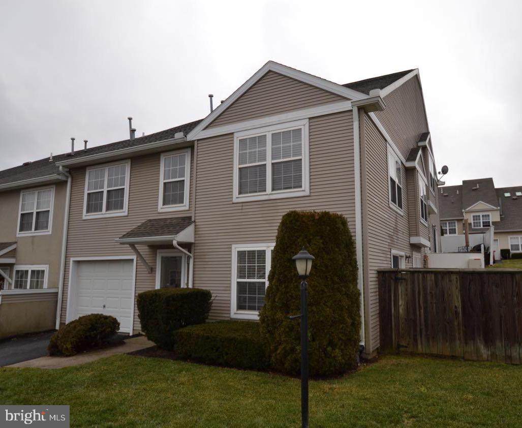 47 Courtyard Drive - Photo 1