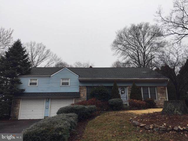 198 Willow Drive - Photo 1