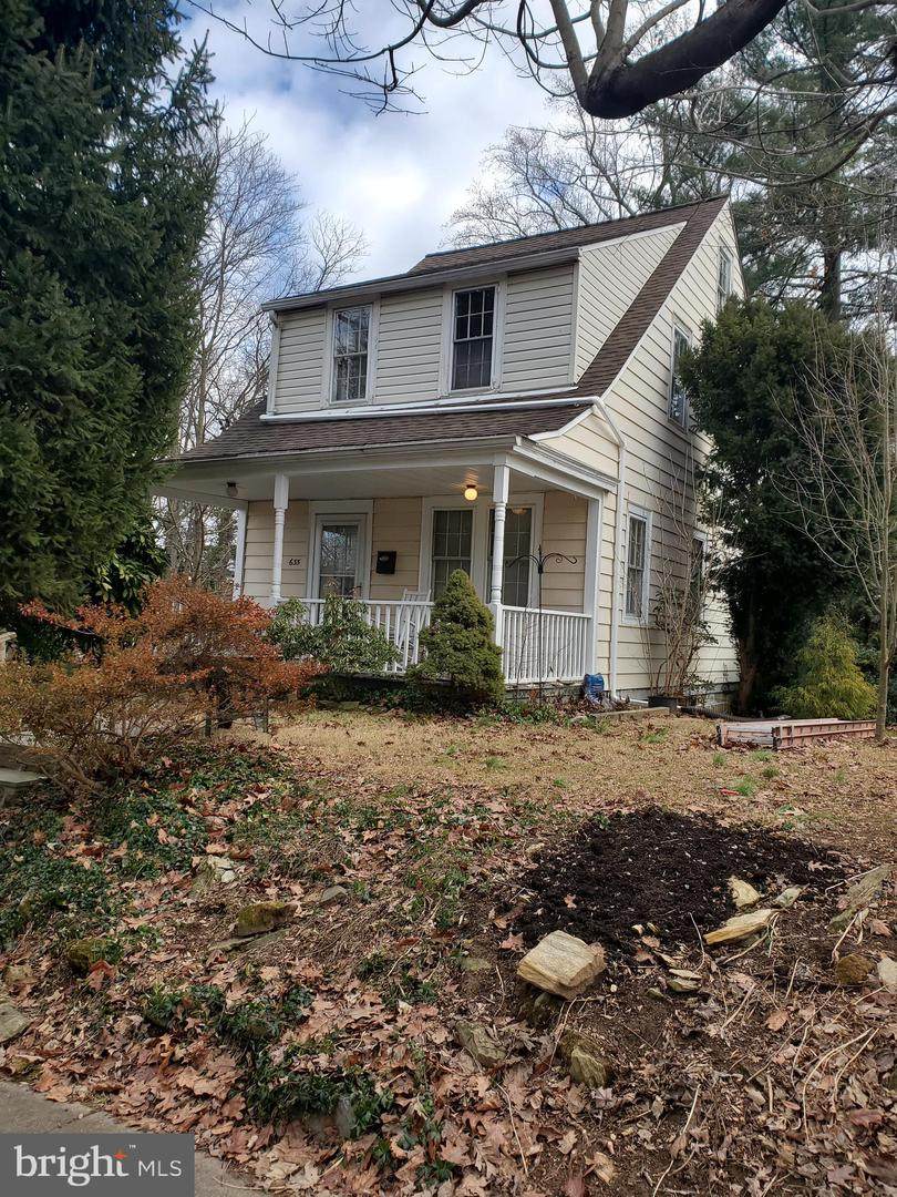 635 Tennis Avenue - Photo 1