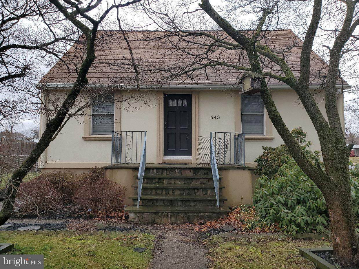 643 Park Avenue - Photo 1