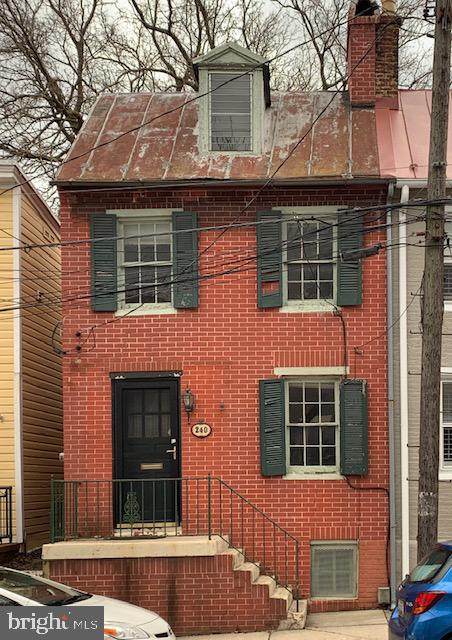 240 E 2Nd Street - Photo 1