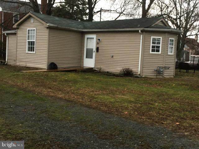 51 Griffith Street - Photo 1