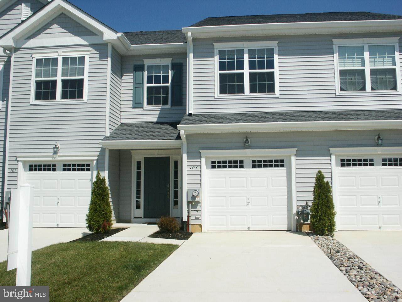103 Annie Way - Photo 1