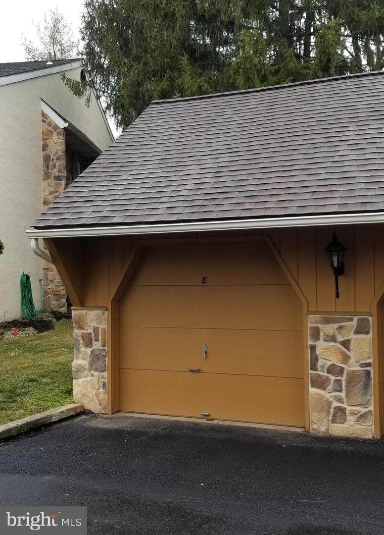 8 Valley Stream Lane - Photo 1