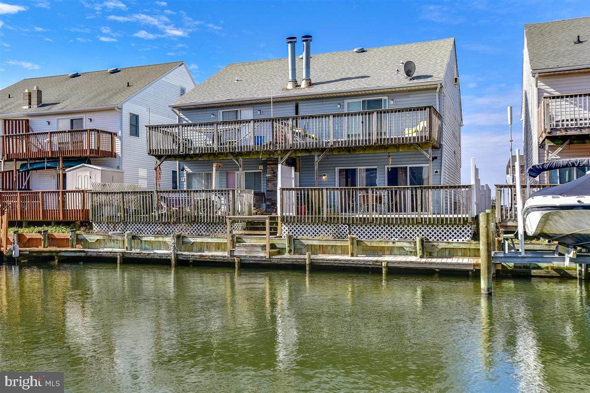 11608-B Shipwreck Road - Photo 1