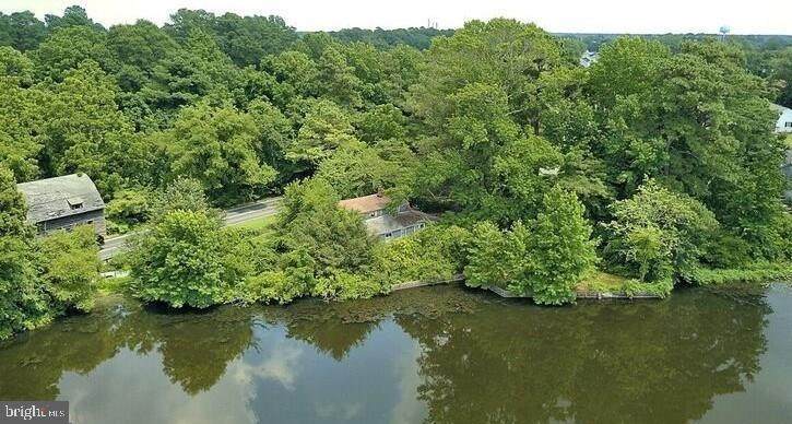 450 Delaware Avenue - Photo 1