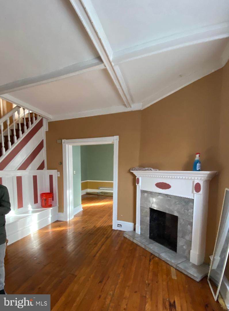5126 Spruce Street - Photo 1