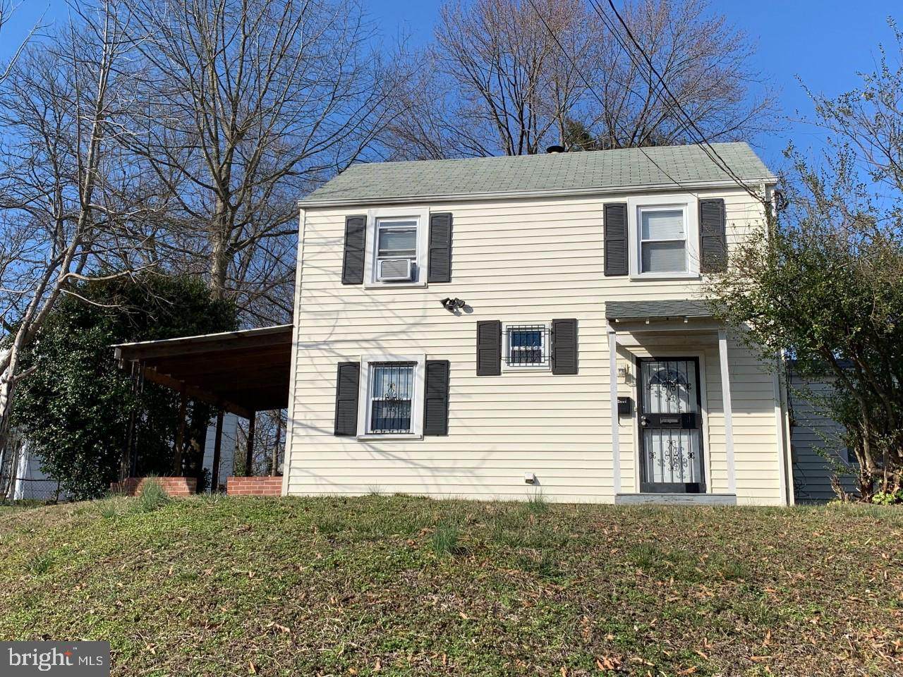 2401 Greeley Place - Photo 1