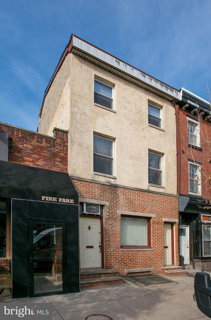 533 Girard Avenue - Photo 1