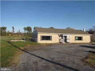 2364 Pearsons Corner Road - Photo 1