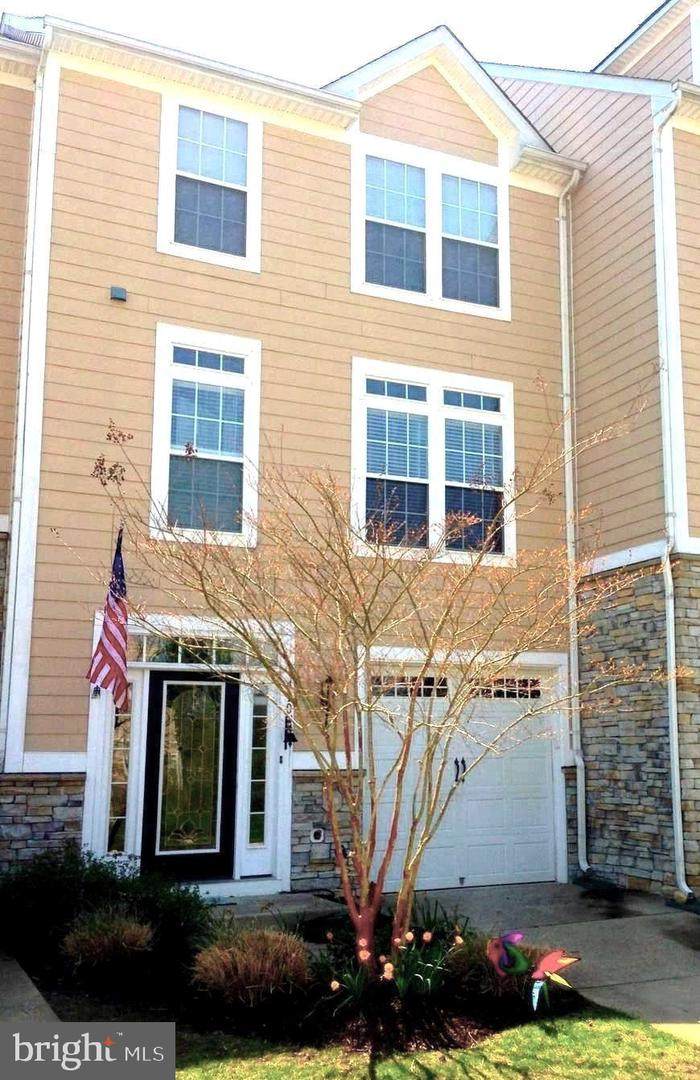 410 Monroe Point Drive - Photo 1