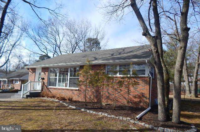 42 Sunset Drive - Photo 1