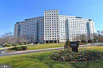 10401 Grosvenor Place - Photo 1