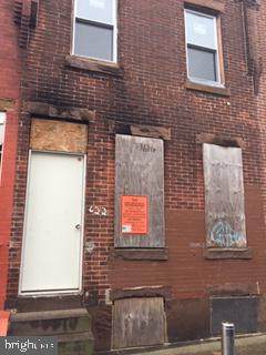 622 Lippincott Street - Photo 1