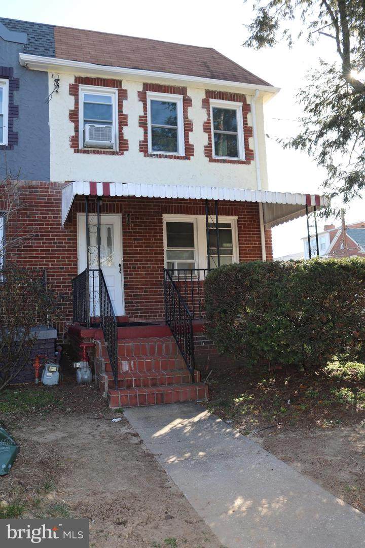 6313 9TH Street - Photo 1