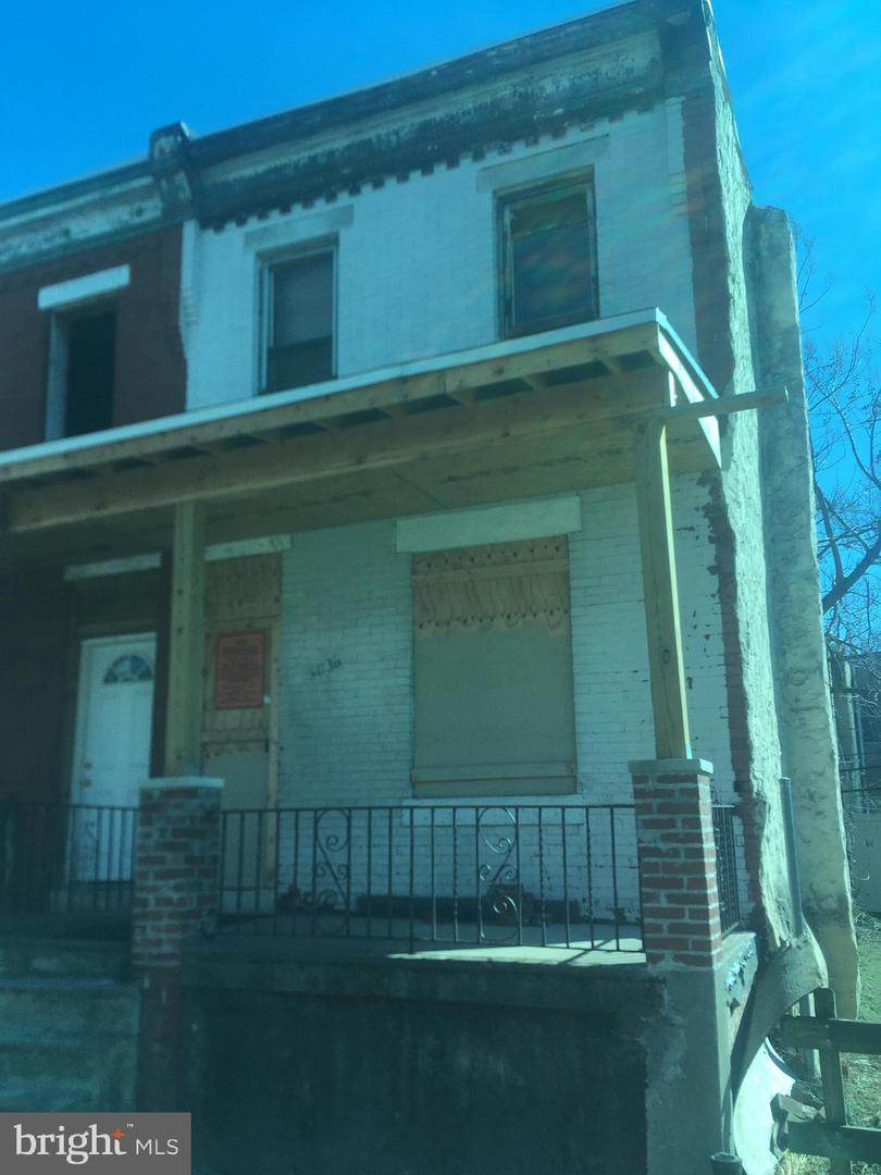 5036 Ogden Street - Photo 1