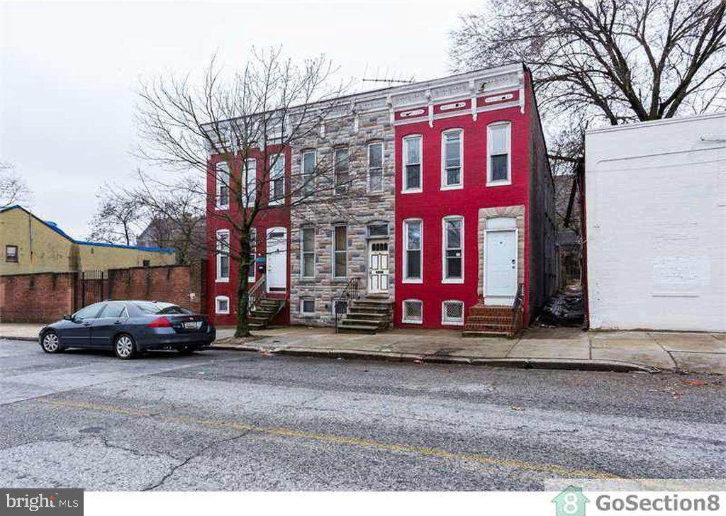 1229 Saratoga Street - Photo 1