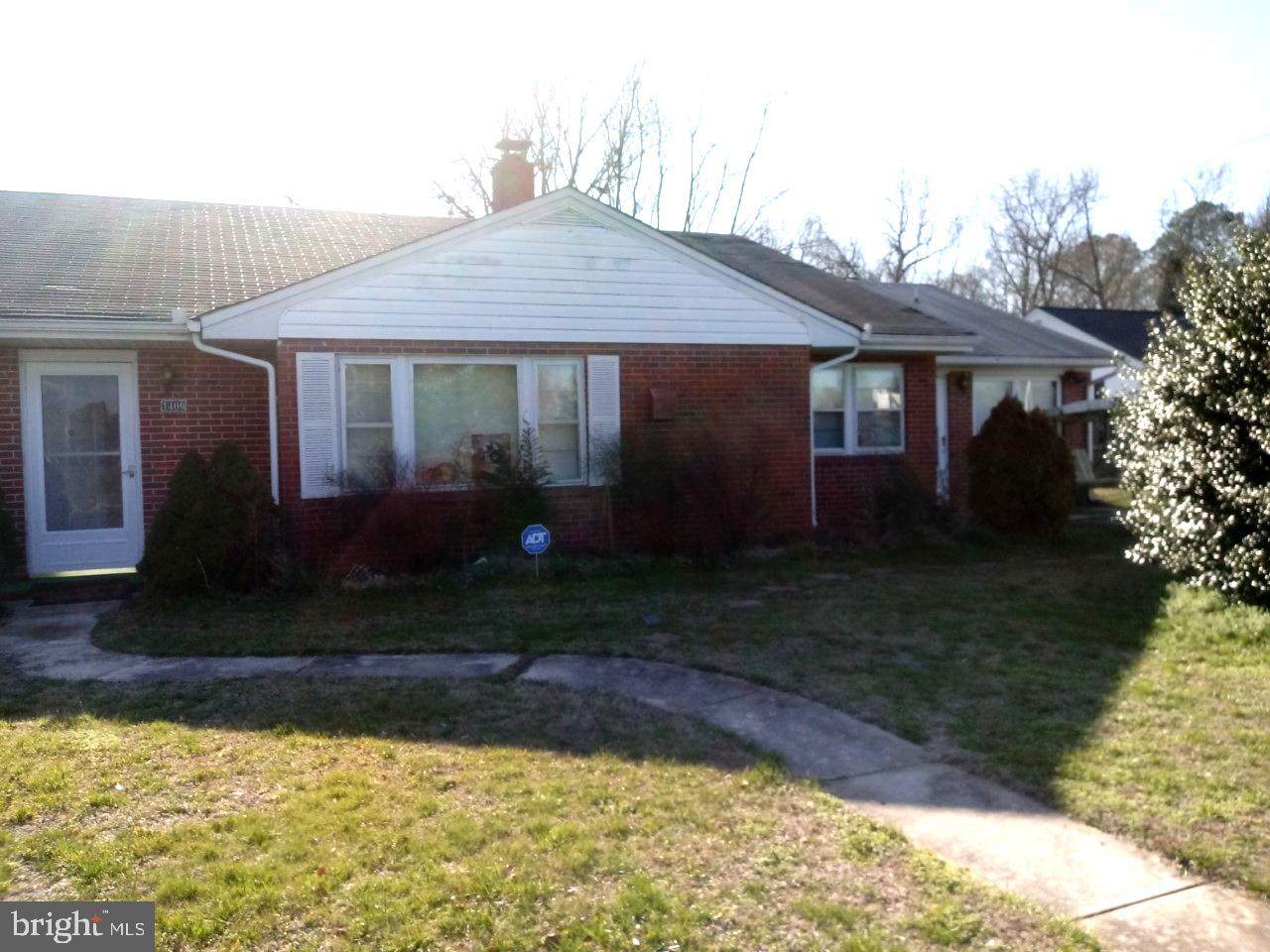 1400 Glasgow Street - Photo 1