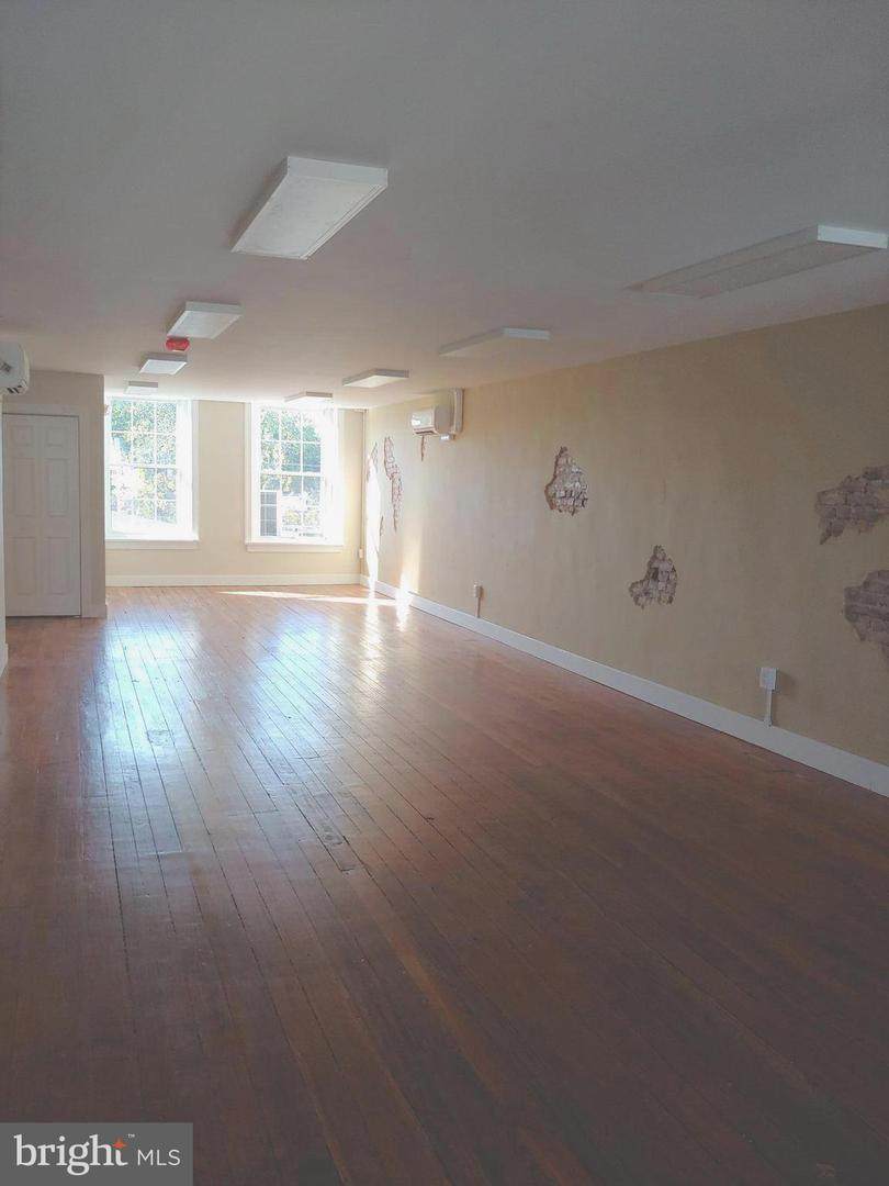 26 State Street - Photo 1