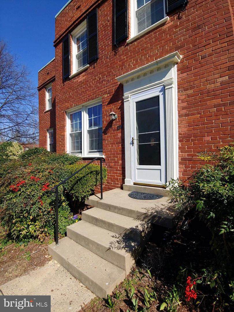 2700 16TH Street - Photo 1