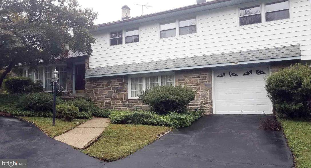 7948 Rolling Green Road - Photo 1 7948 Rolling Green Road - Photo 1