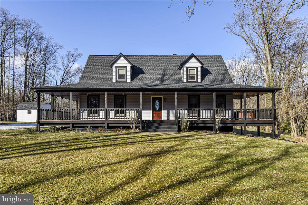 1439 Gilbert Road - Photo 1