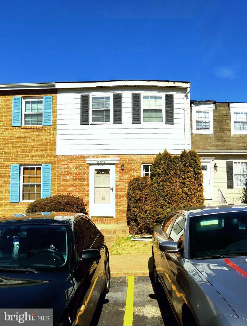 8205 Dunfield Court - Photo 1
