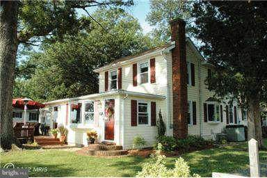 1001 Irving Avenue - Photo 1
