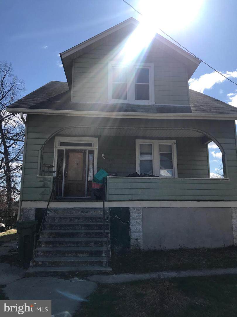 4515 Weitzel Avenue - Photo 1