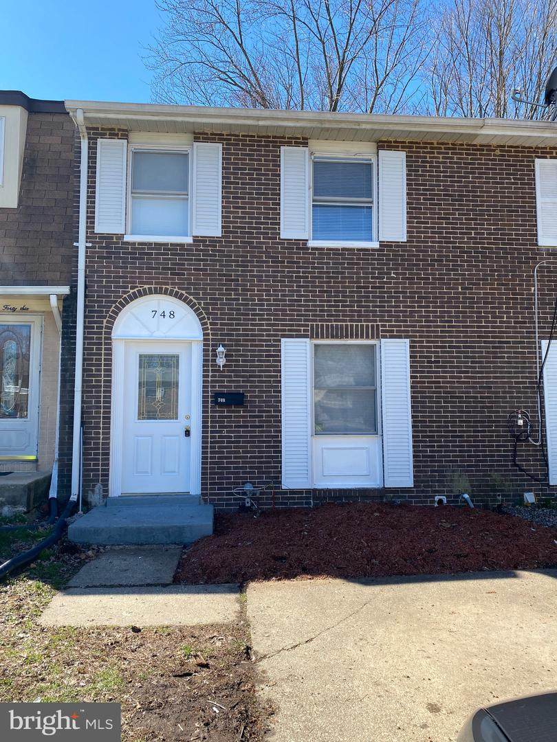 748 Sequoia Drive - Photo 1