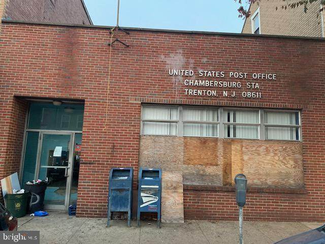 852 Broad Street - Photo 1