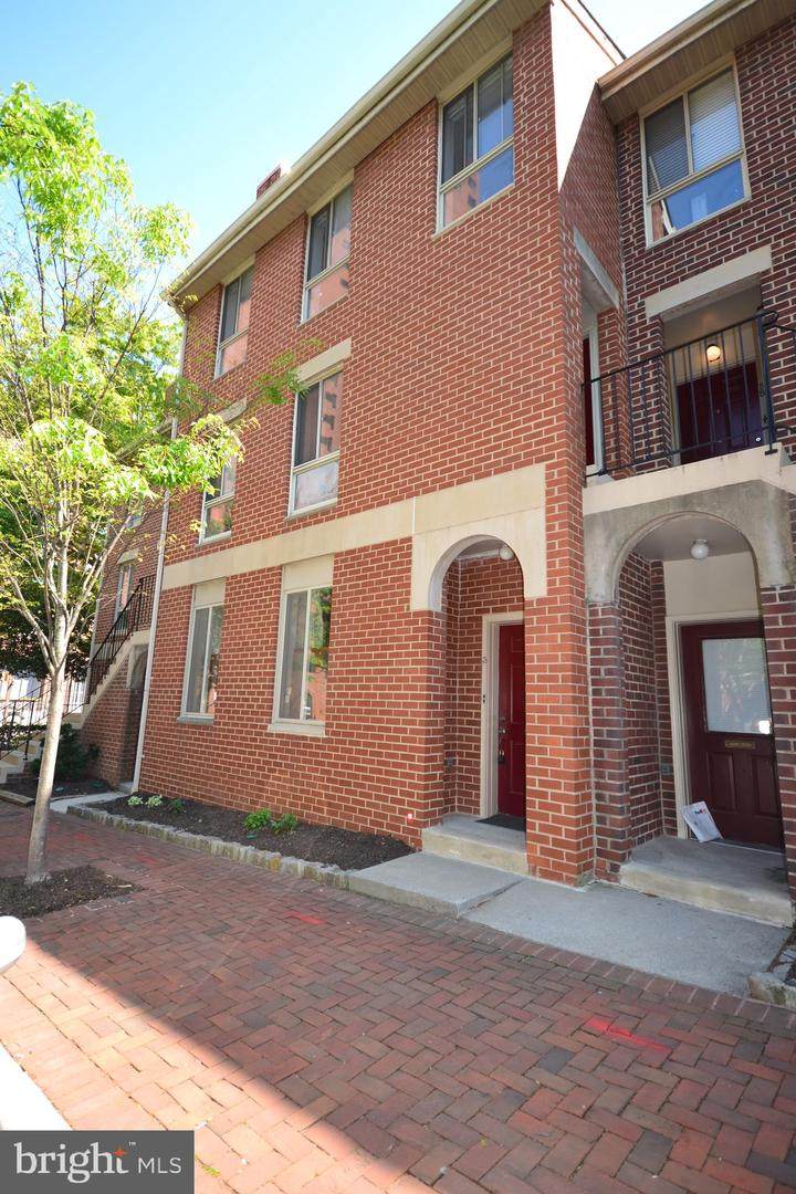 3 Lee Street - Photo 1