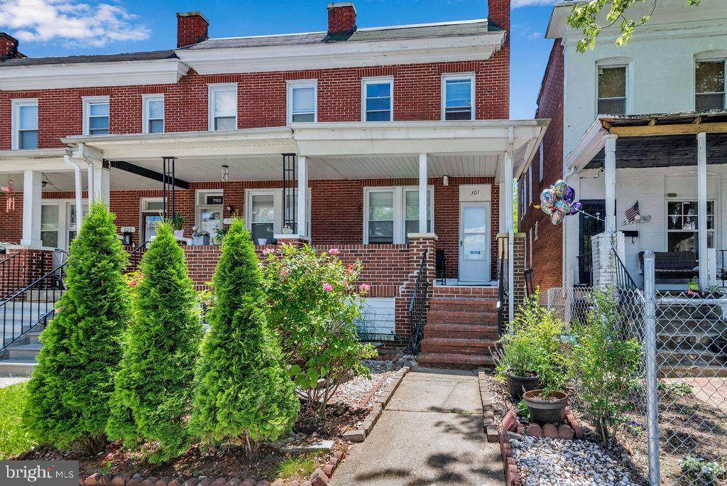 701 Cator Avenue - Photo 1