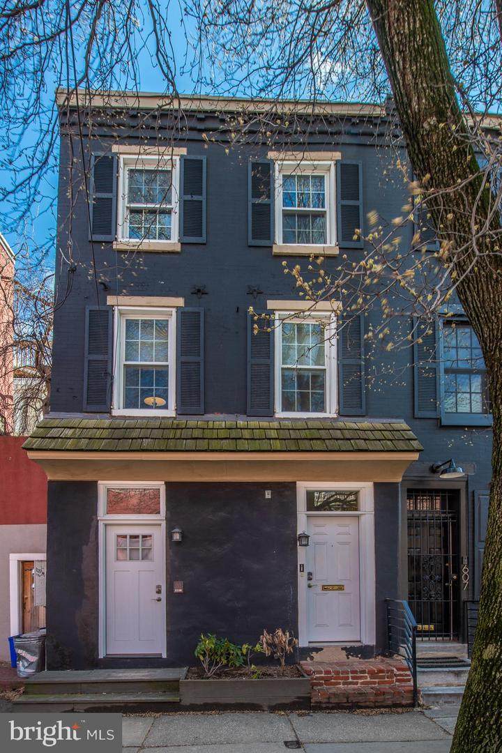 605 20TH Street - Photo 1