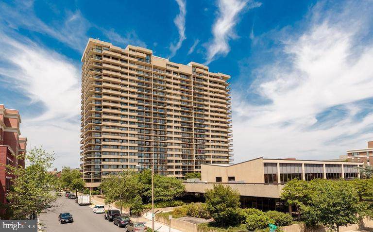 400 Madison Street - Photo 1