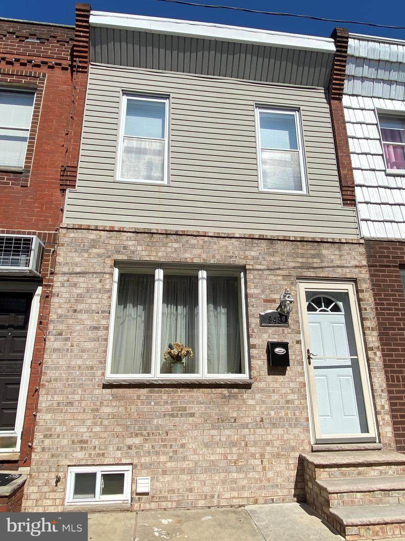 945 Daly Street - Photo 1