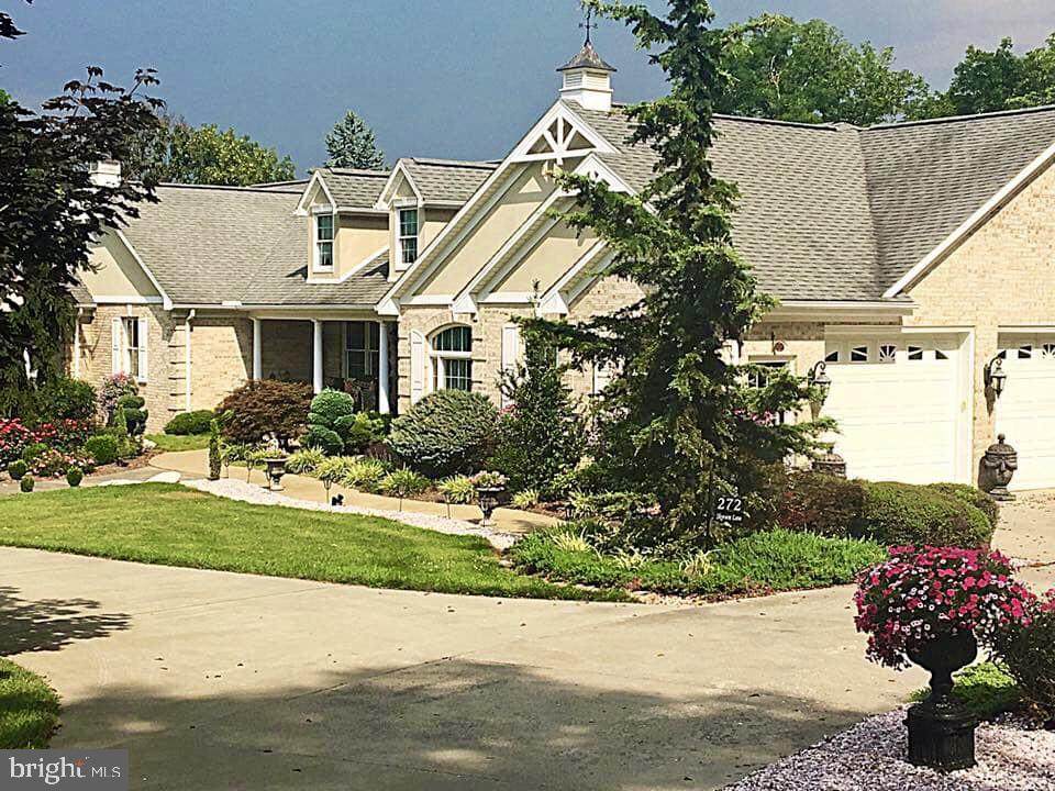 272 Skyview Lane - Photo 1