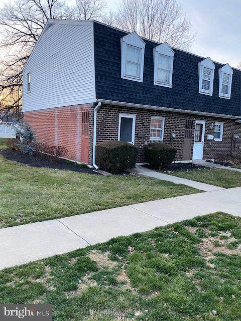 777 Colony Drive - Photo 1