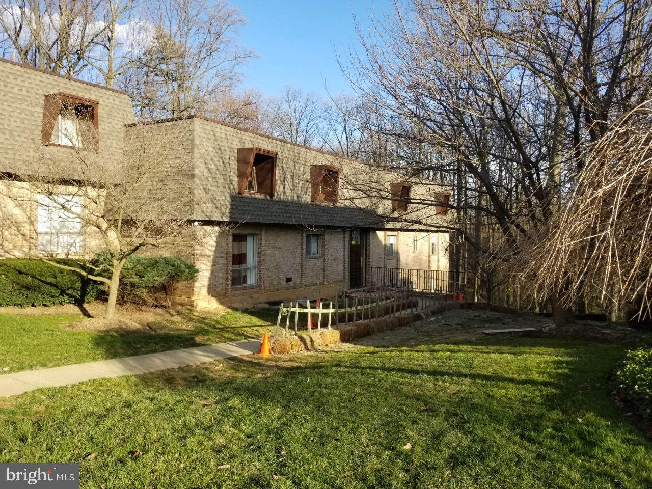 11615 Vantage Hill Road - Photo 1