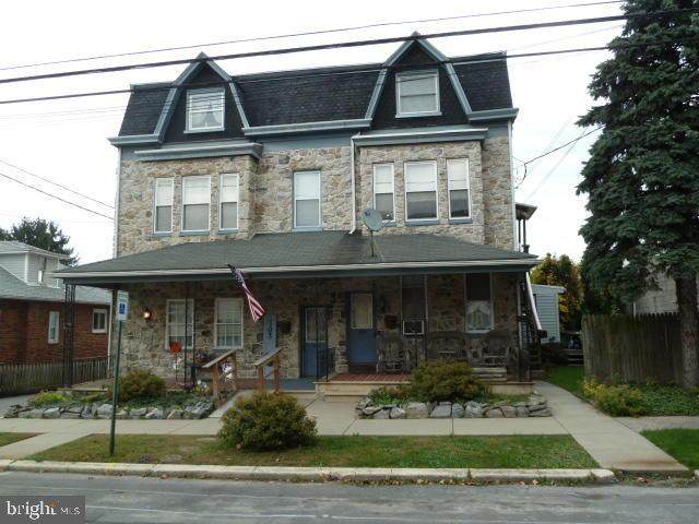 203 8TH Street - Photo 1