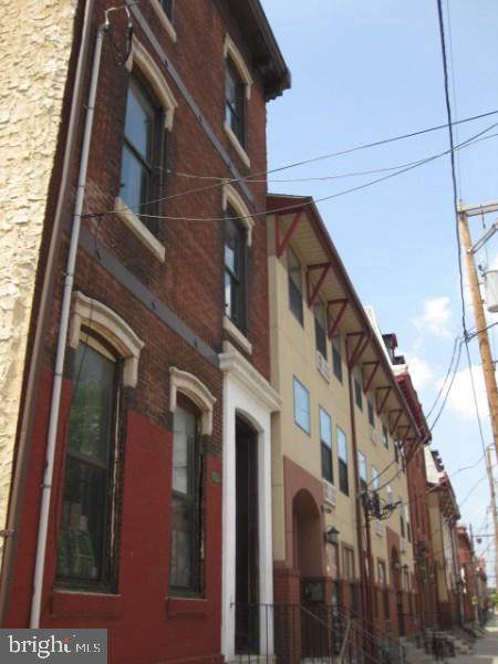 1524 16TH Street - Photo 1