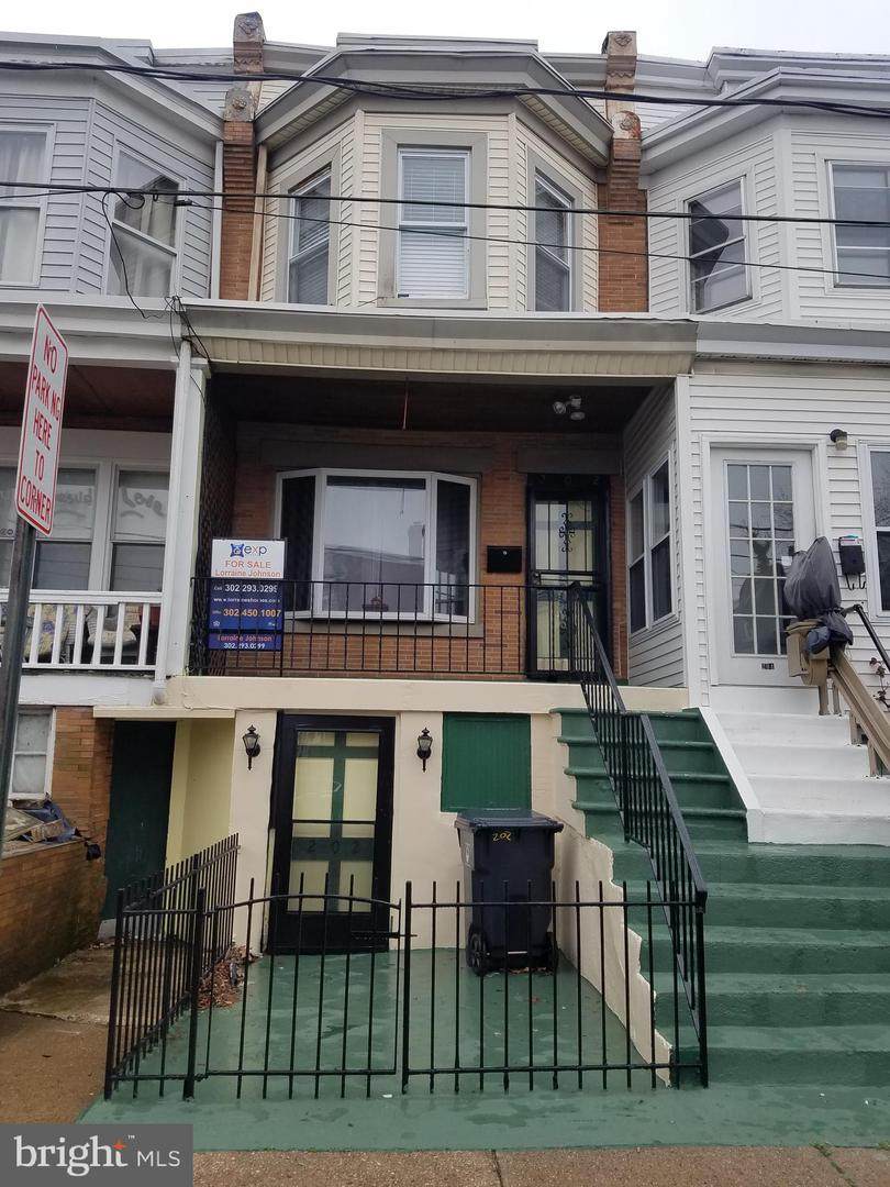 202 25TH Street - Photo 1