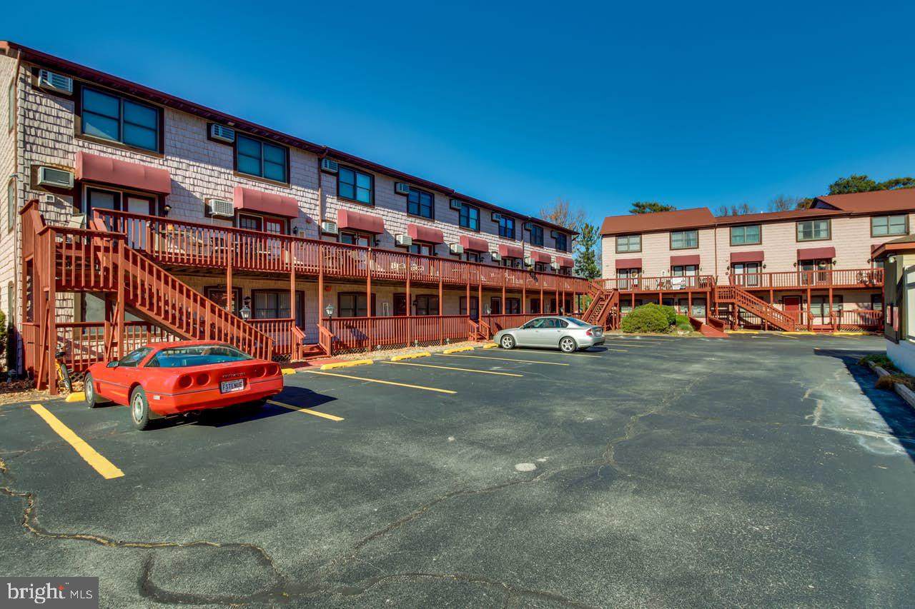 14200 Lighthouse Avenue - Photo 1
