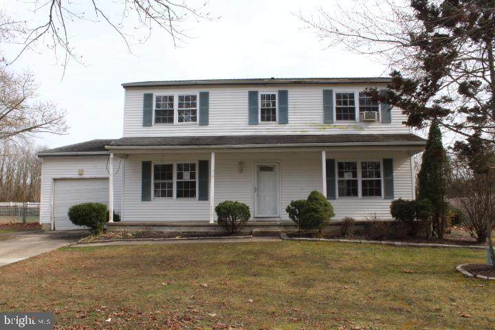 32 Susan Lane - Photo 1