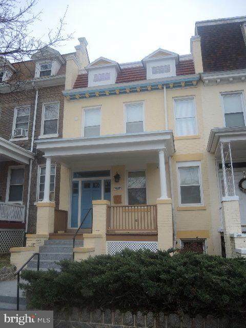 4117 8TH Street - Photo 1
