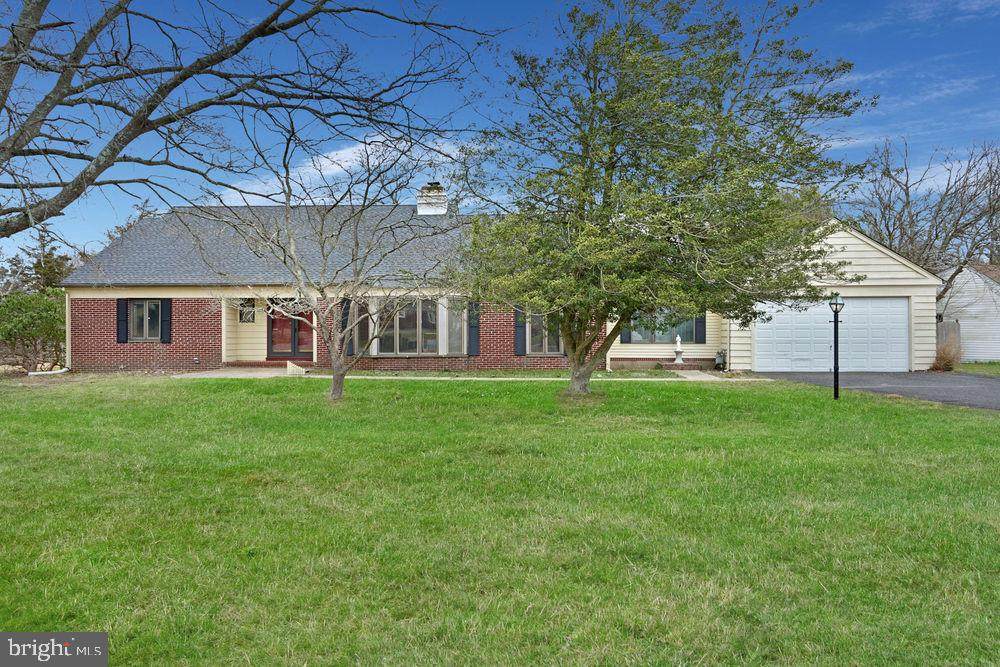 596 Bay Avenue - Photo 1