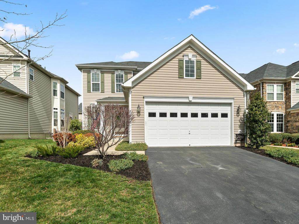 42964 Thornblade Circle - Photo 1