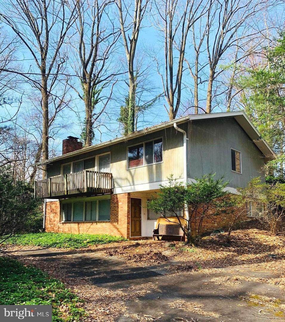 8404 Fenway Road - Photo 1