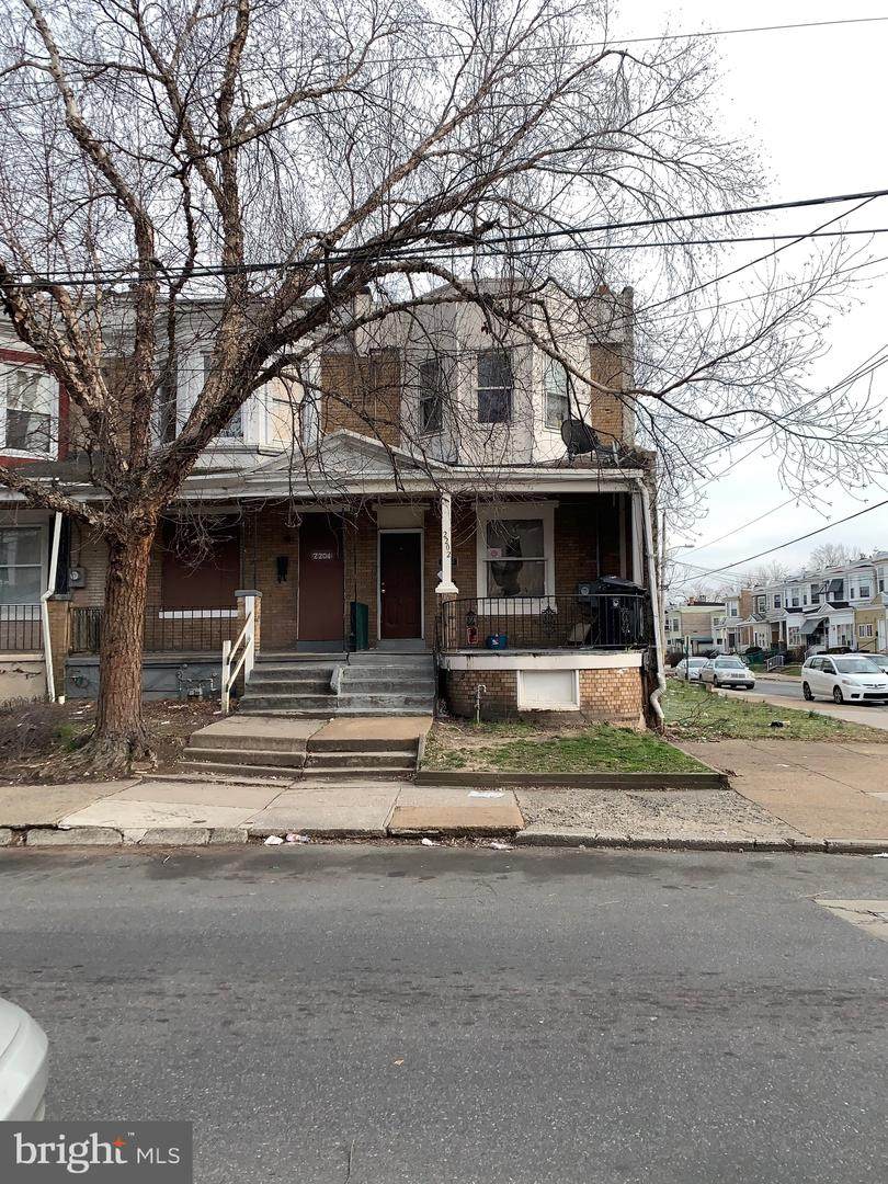 2202 Pine Street - Photo 1
