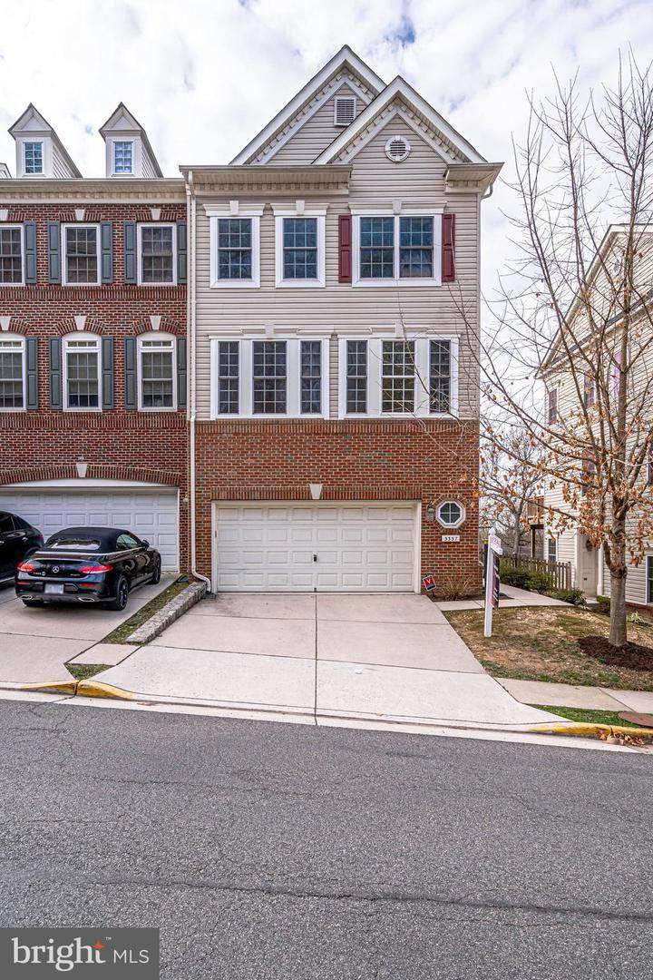 3337 Beechcliff Drive - Photo 1